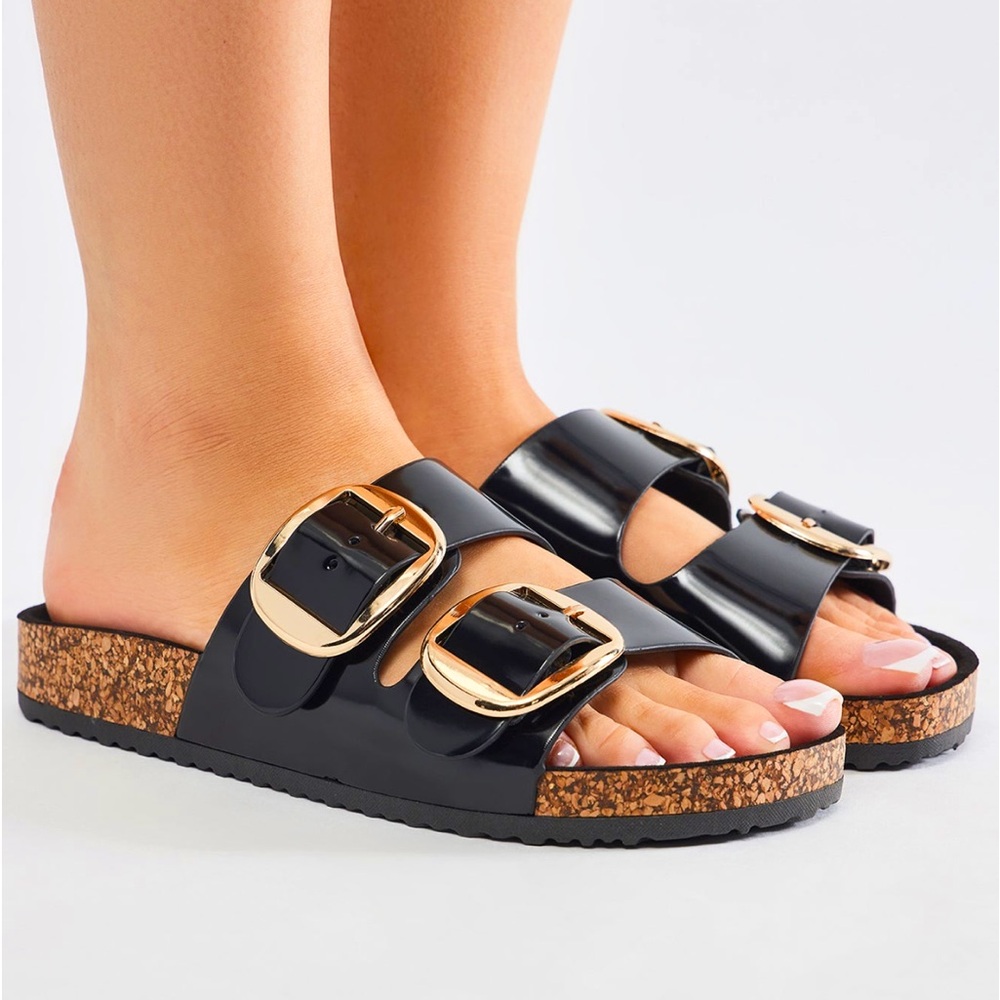 Fashion Nova Buckle Chunky Slides🖤